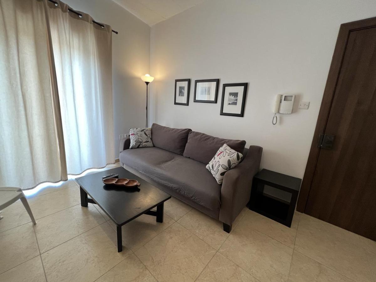 St Julians Smart 2 Bedroom Apartment Saint Julian's Exterior photo